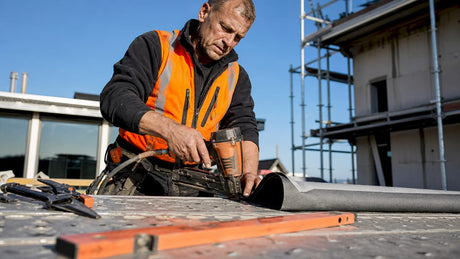 Kiemachines en dakfolie tools toepassen: praktische gids - Dakdeals